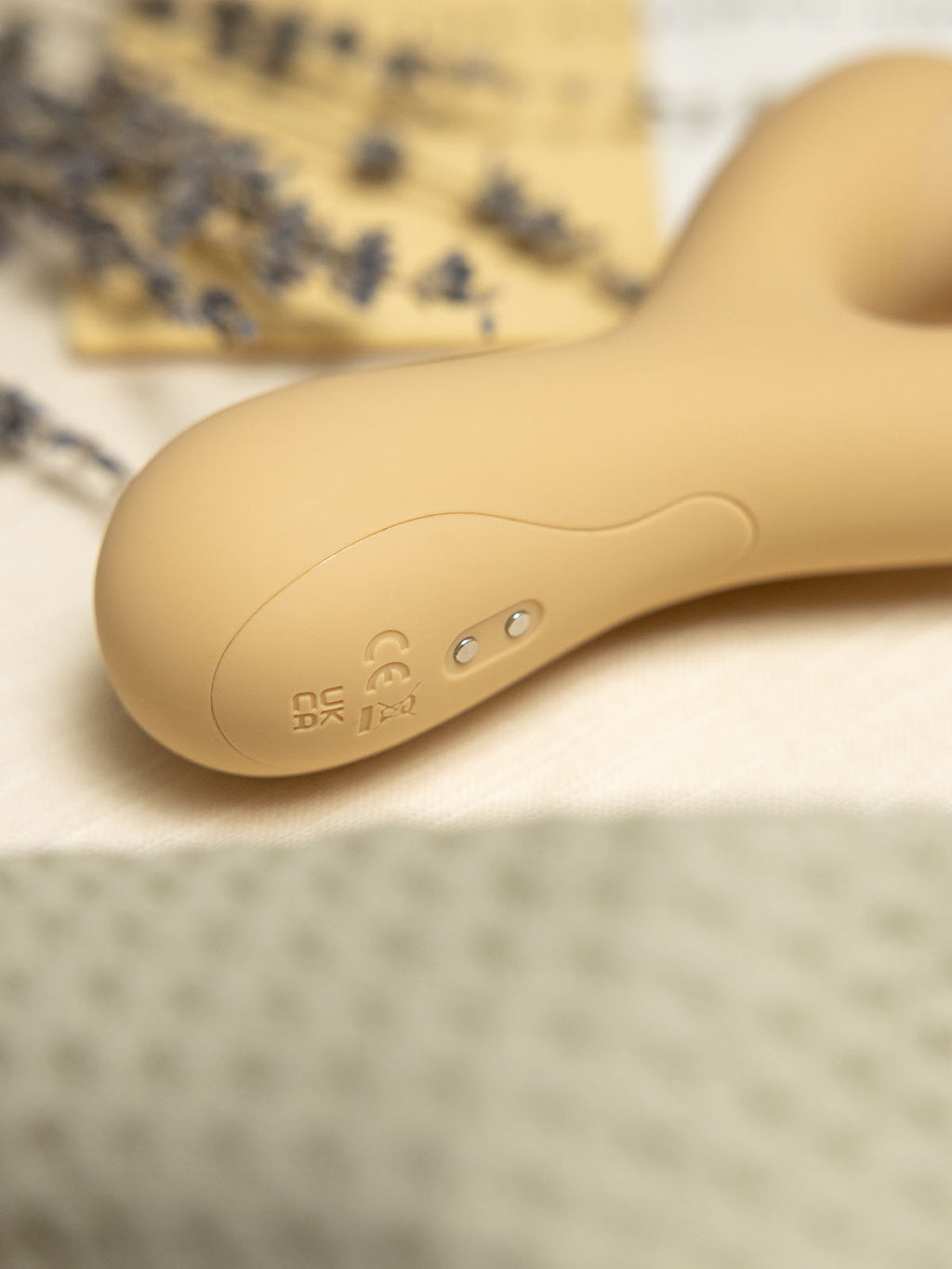 Ethical adult toy, think classic rabbit vibrating dildo, but ditch the vibrating bunny ears in favour of an *OH so delightful* clitoral suction cup and you have Camphor! Camphor sports an internal body made from recycled ocean plastic adorning a buttery smooth silicone outer surface.