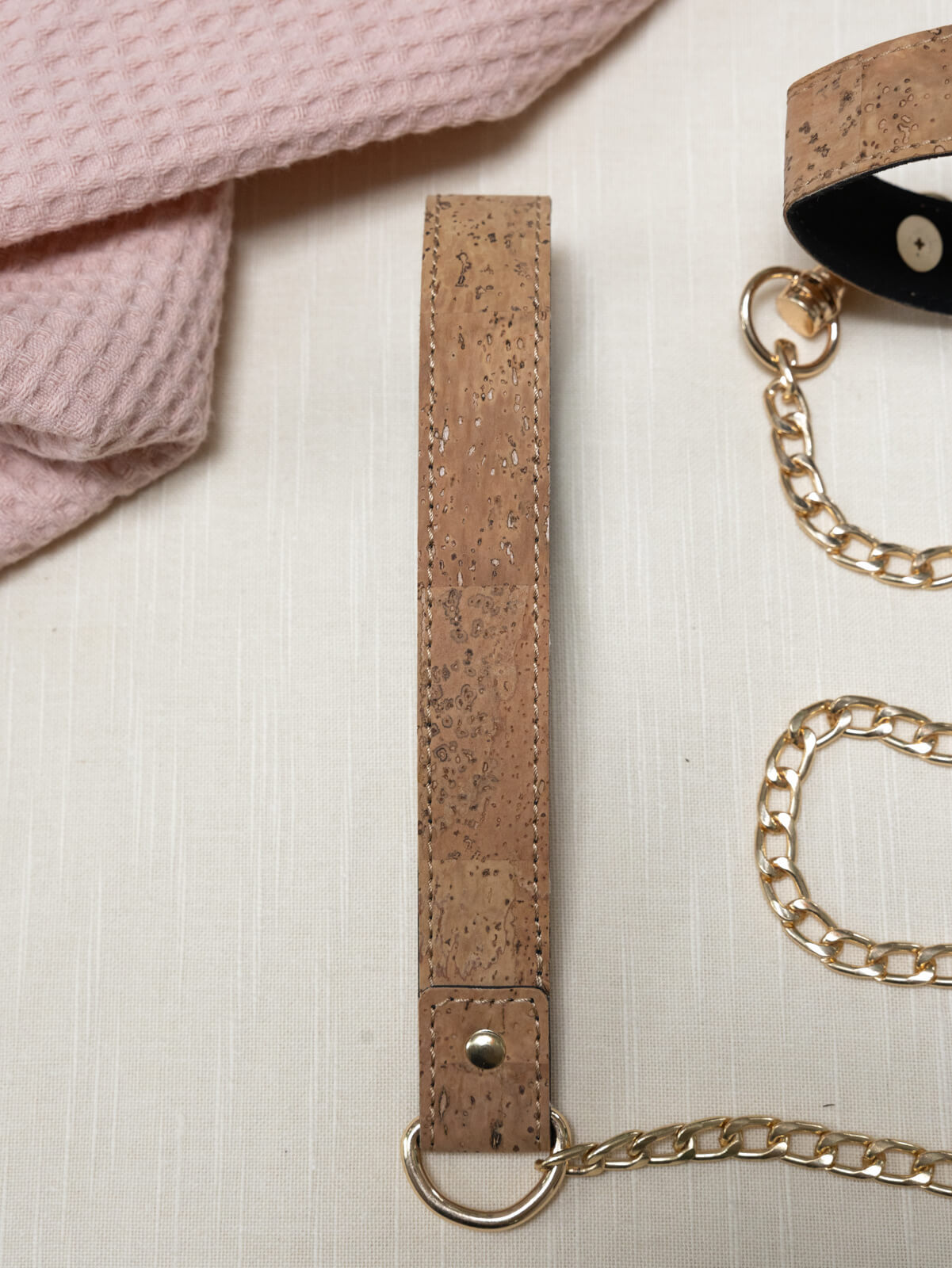 Camellia Choker