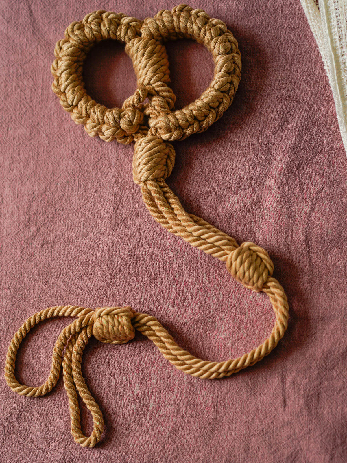 Kanuka Handcuffs