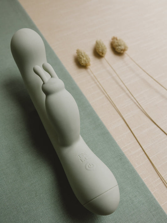 Experience the luxurious blend of simultaneous clitoral and G-spot stimulation with Saro, a sustainable rabbit vibrator that combines the classic rabbit vibe shape with cutting-edge features. Explore the dual stimulation of Saro’s G-spot teasing shaft and clitoris tickling ‘bunny ears’ for an unforgettable, yet sustainable, intimate experience.  Saro’s sleek inner body is now crafted from ocean plastic, coated with buttery soft, sanitary grade, silicone,